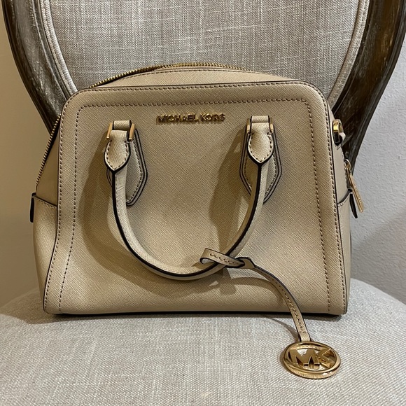 Michael Kors Purse Never Used - Picture 1 of 5